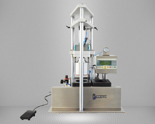 半封閉式蜂蜜雙頭半自動真空旋蓋機(jī) 半封閉式蜂蜜雙頭半自動真空旋蓋機(jī)